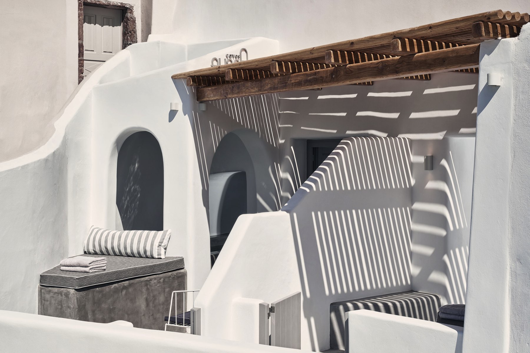 alissaris caves general 4