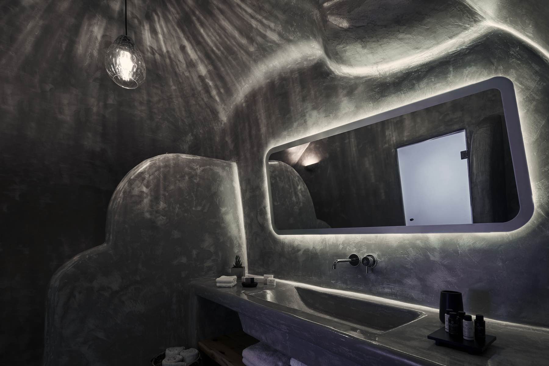 alissaris caves superior 6